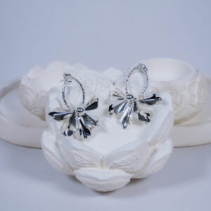 ARETES CANASTICA FLORAL EN COVER GOLD